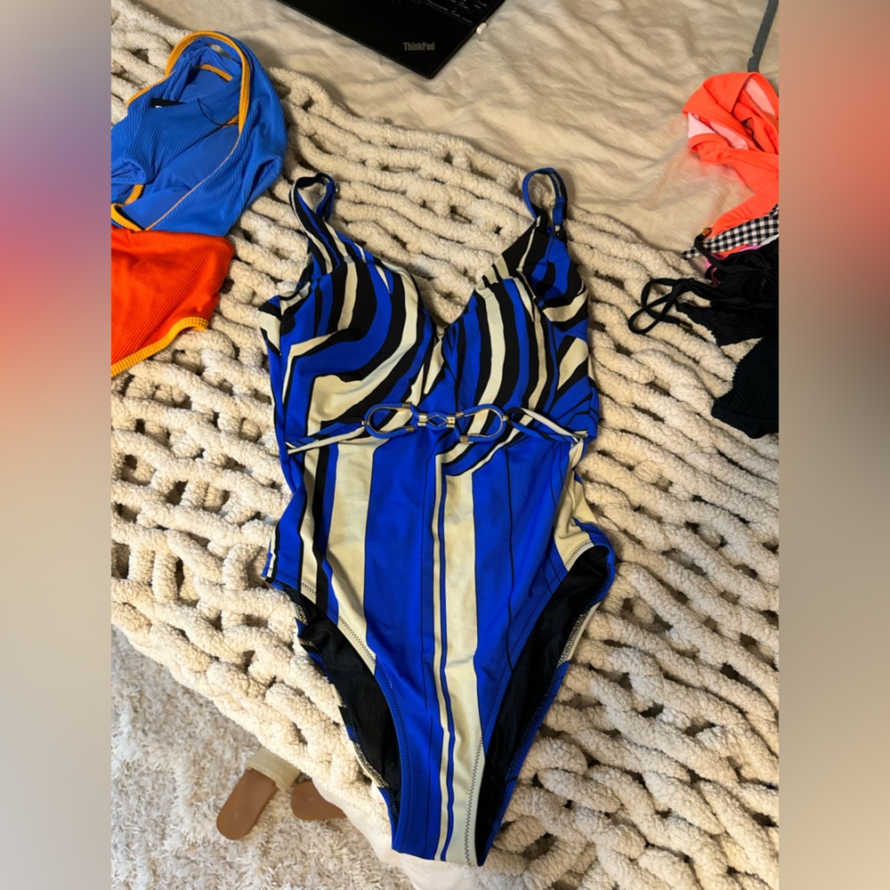 Flattering one piece only worn a few times